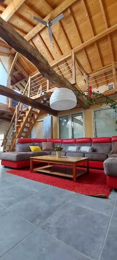 Maison Avec Piscine Chauffee Et Pool House Saint-Mont Villa