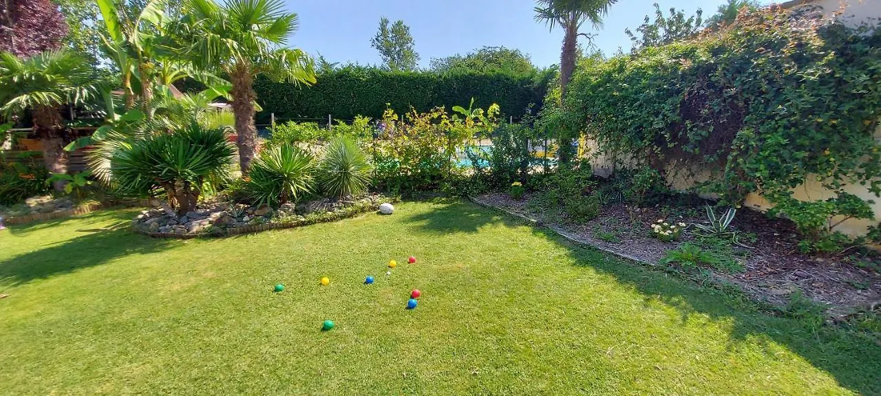Maison Avec Piscine Chauffee Et Pool House Saint-Mont